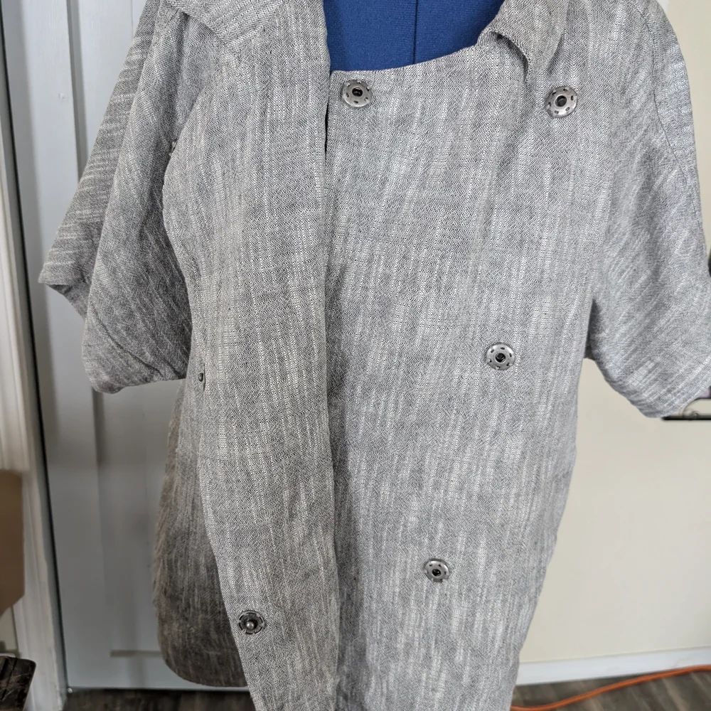 Eileen Fischer Top - Picture 2 of 8